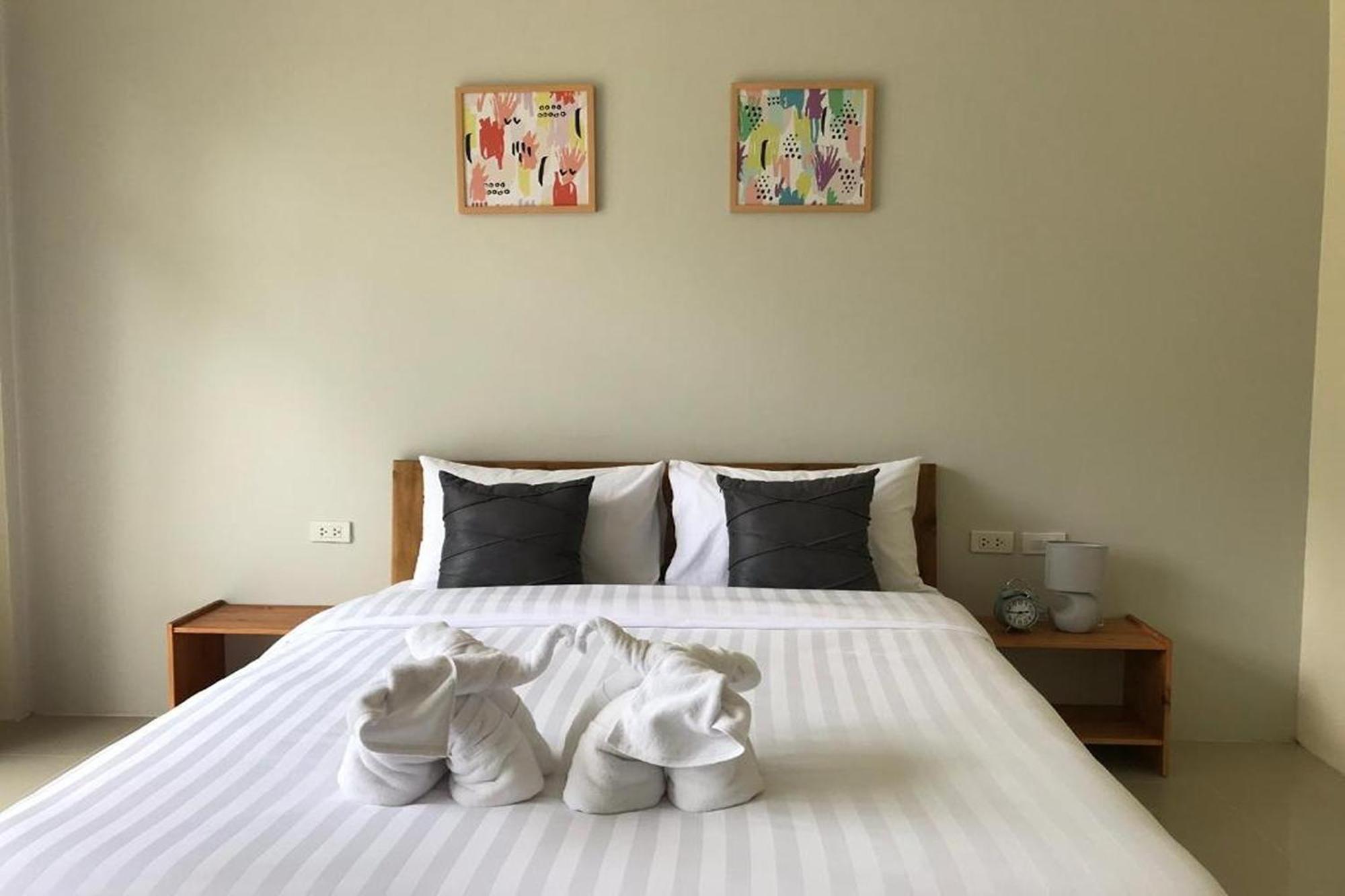 Snooze Inn Phuket - Free Shuttle To Bang Rong Pier Pa Khlok Exteriör bild