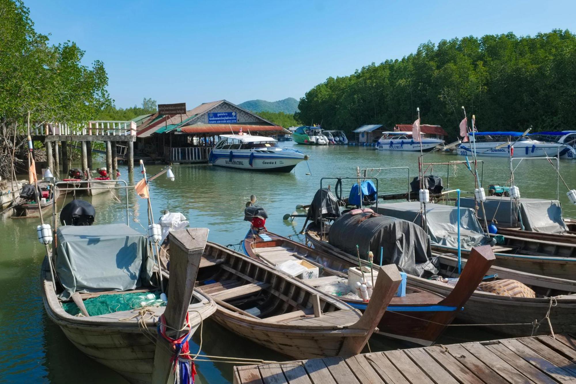 Snooze Inn Phuket - Free Shuttle To Bang Rong Pier Pa Khlok Exteriör bild