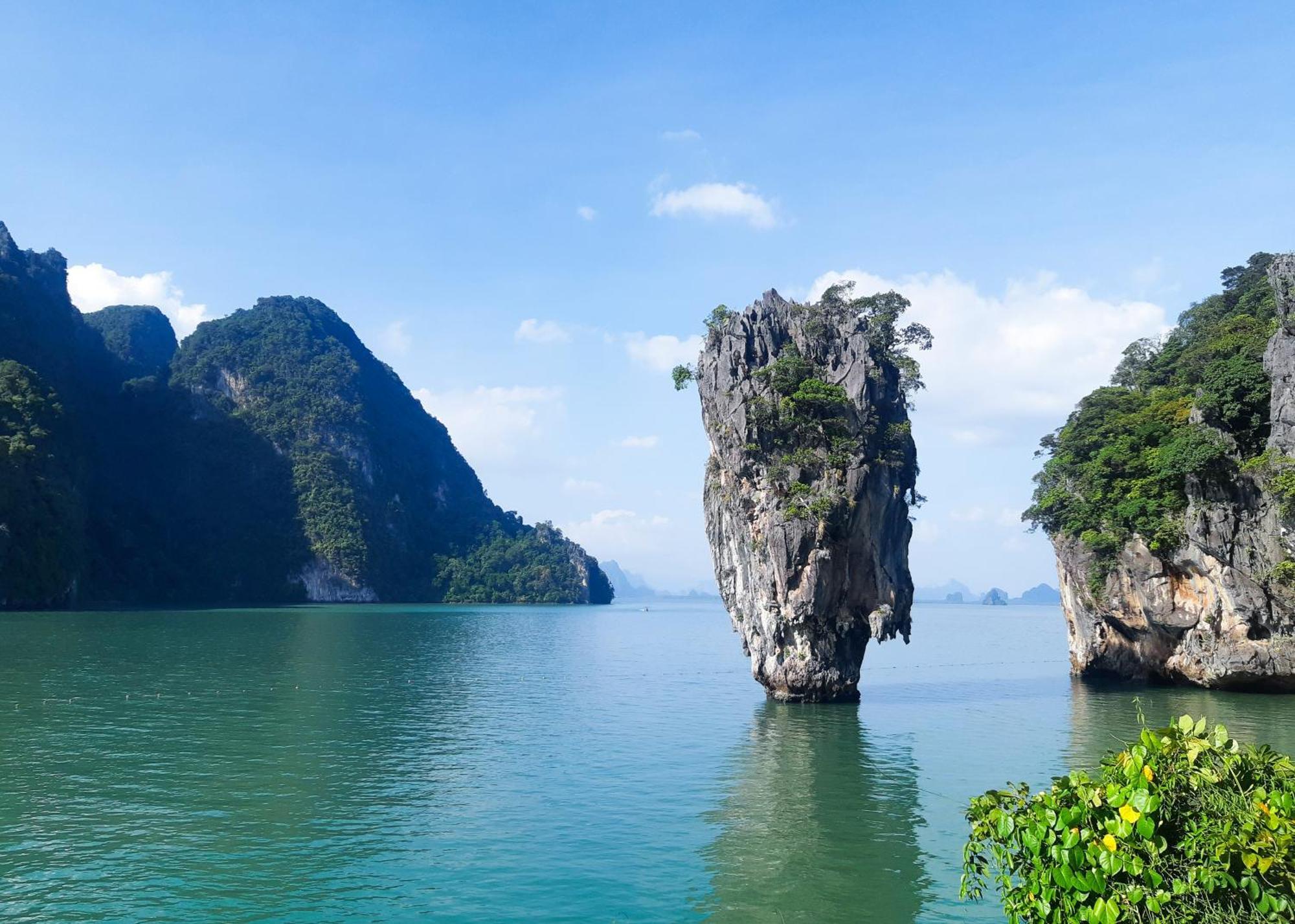 Snooze Inn Phuket - Free Shuttle To Bang Rong Pier Pa Khlok Exteriör bild